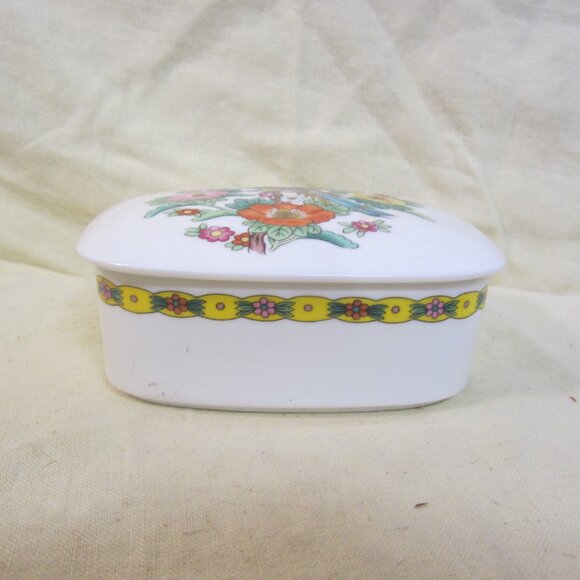 VTG MIKASA KUTANI BIRD TRINKET BOX W/LID PORCELAIN - Picture 3 of 7